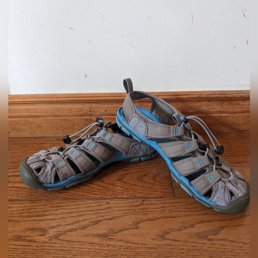 KEEN Women’s Sandals Gray & Blue Size 7